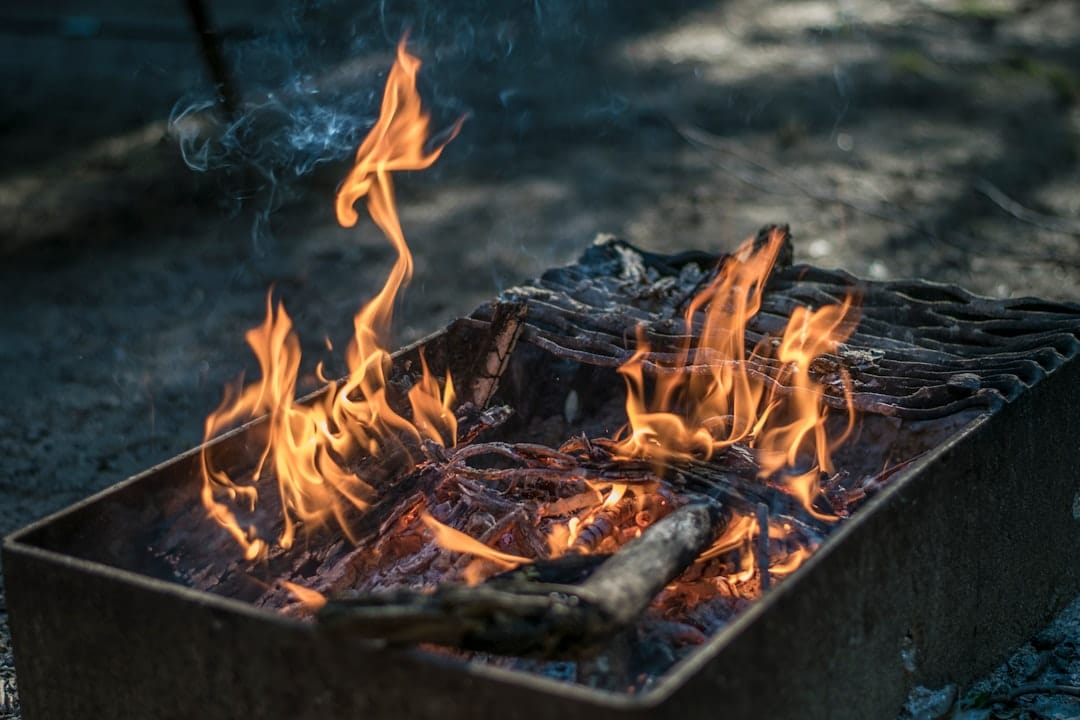 scopri i barbecue weber, il connubio perfetto tra prestazioni e design. trasforma i tuoi momenti di convivialità in veri e propri banchetti gourmet grazie ai nostri modelli innovativi e facili da utilizzare.